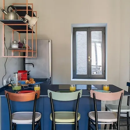 Perch 38 - By Lovecomo *